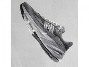 990v6 美版和亚洲版区别：拥有高质量内容的两款跑鞋